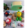 Image 4 : John Deere Tractor, Kid's Mitts, Winter Hat, Peppa Pig Figures and Plush Toys