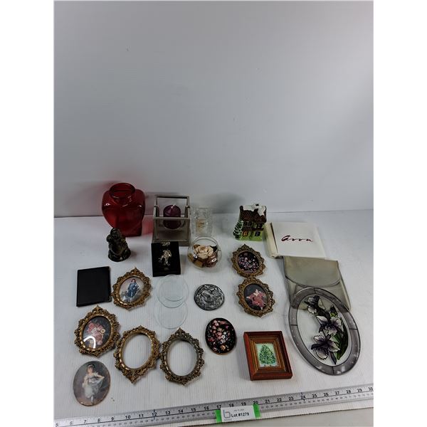 (2) Candle Holders, (6) Brass Frames, Stained Glass Wall Decorations, Misc - As Is