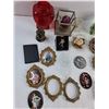 Image 2 : (2) Candle Holders, (6) Brass Frames, Stained Glass Wall Decorations, Misc - As Is