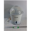 Image 1 : Munchkin Bottle Sterilizer - Turns On - Pick Up