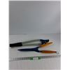 Image 1 : (2) Pruning Shears