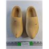 Image 1 : Wood Carved Shoes - Size 11"