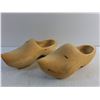 Image 2 : Wood Carved Shoes - Size 11"