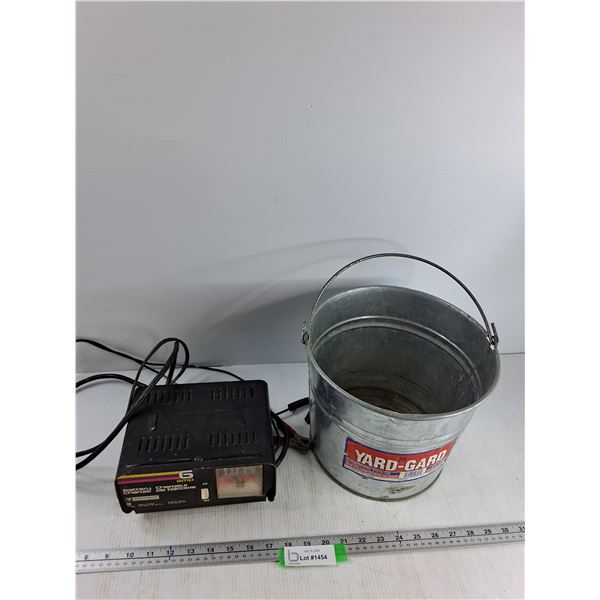 Motomaster Battery Charger, Galvanized Steel Utility Pail - As Is