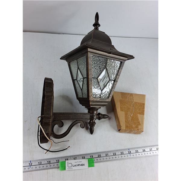 Porch Lamp - As Is