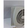Image 5 : Holmes Twin Window Fan - 22' x  3.5'' x 10'' Works