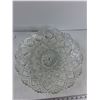 Image 2 : Crystal Serving Dish - 15'' Across