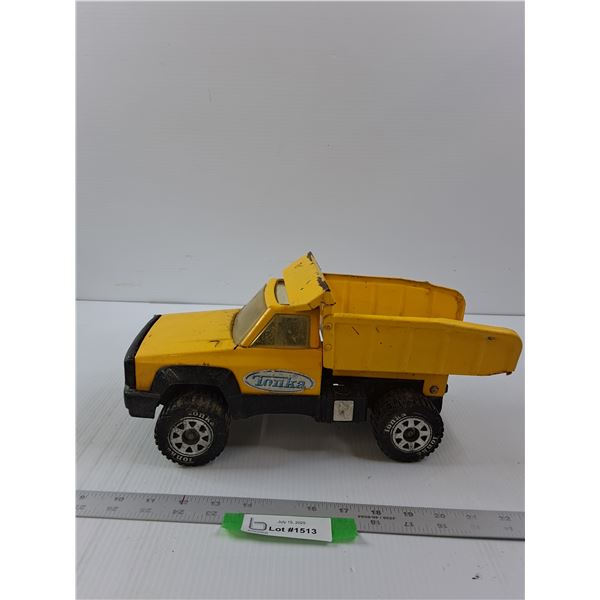 Tonka Dump Truck- 14" x 6.5" x 6"