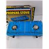 Image 3 : Yanes Two Burner Propane Stove- 17" x 3.5" x 7.5"- Comes As Is