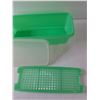 Image 2 : Vintage Tupperware Celery Keeper- 14" x 5" x 5.5 "