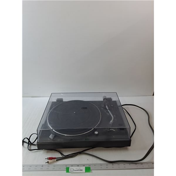 Sanyo Record Player- 17" x 5.5" x 12.5"- Come As Is- Has Cords
