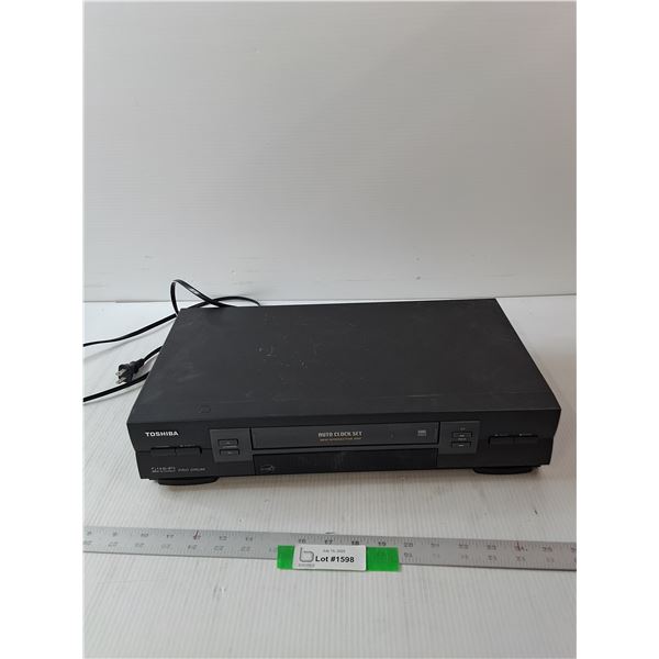 Toshiba Hi- Fi Stereo - 17" x 4" x 9"- Comes As Is