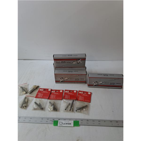 (5) Aircap Nozzle Needle Set Up & (7) Repair Kit for Spray Gun