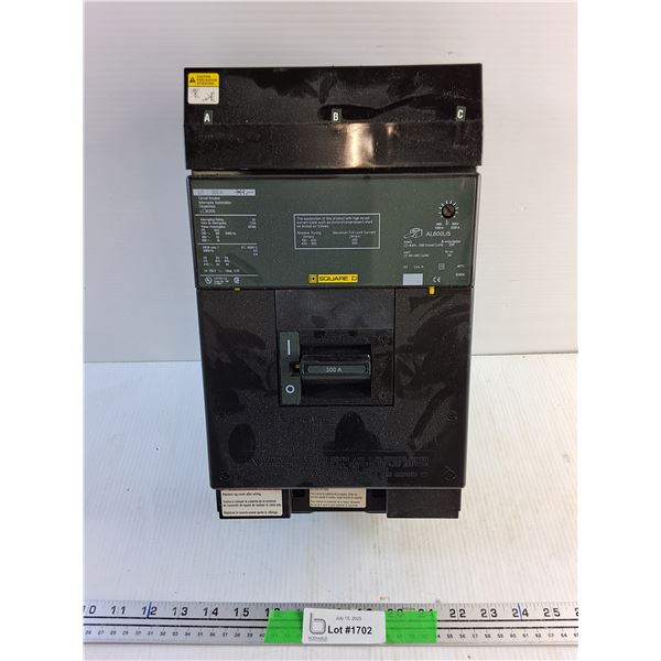 Square D LC 300A Circuit Breaker - Appears New, Comes with Original Box