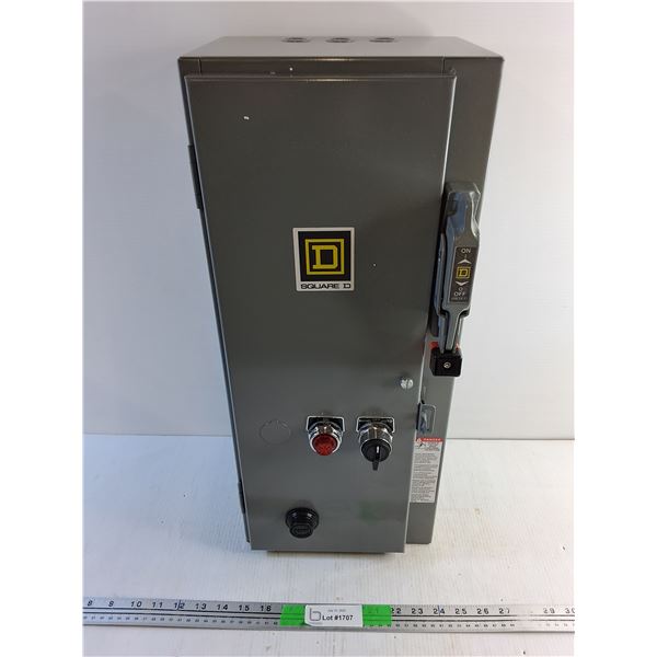 *Square D A/C Combination Motor Starter - As Is, Cannot Ship, Comes with an Original Box
