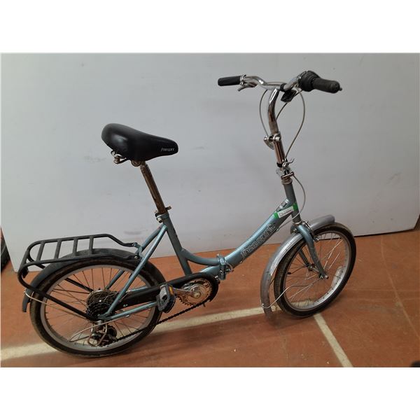 ** Free Spirit Adjustable Bicycle - 16.5" Tires - CANNOT SHIP