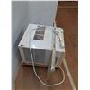Image 4 : * Danby Window Air Conditioner - Powers On - 22.25"w x 22"d x 16" T - CANNOT SHIP