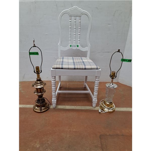 * Vintage Chair & (2) End Table Lamps - CANNOT SHIP
