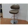 Image 1 : *Adjustable Swivel Bar Stool with Backrest, Upholstered - CANNOT SHIP