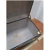 Image 2 : * Vintage Steamer Trunk - 34" x 17.5" X 16.5" - CANNOT SHIP