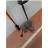Image 5 : * Remington Ranger Electric Hedge Trimmer -IT WORKS - CANNOT SHIP,   Yardworks Electric Weed Whacker