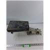 Image 1 : Outboard Motor Bracket - As Is
