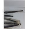 Image 3 : (7) Windshield Wipers - (2) 18'' Inch Blades, (2)22'' Inch Blades, Misc