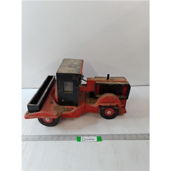 Wooden & Plastic Tractor- 20.5" x 10.5" x 13"