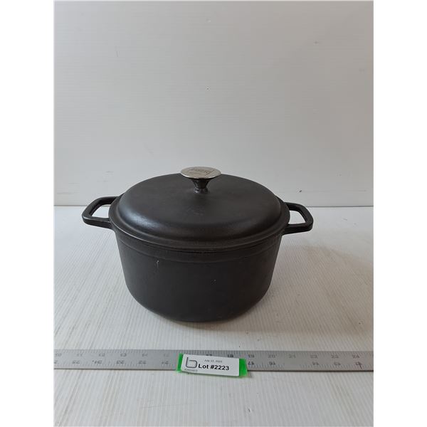 Wolfgang Puck Dutch Oven Pot- 13.5" x 8.5"