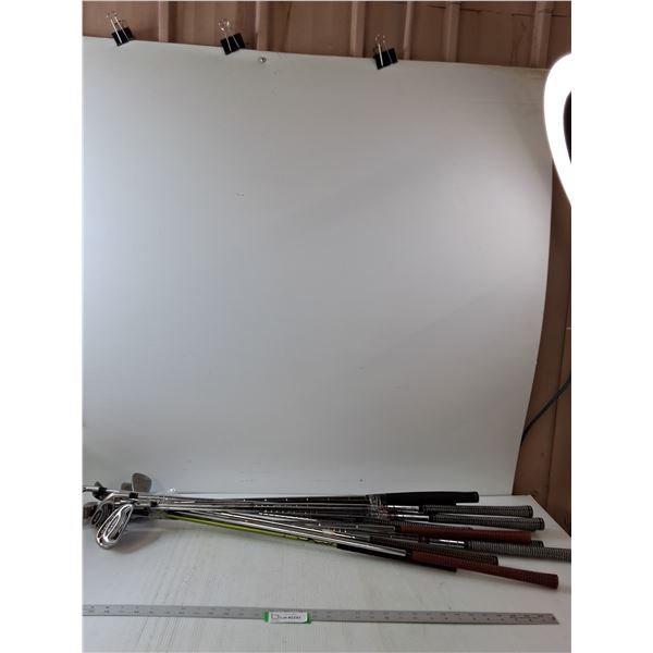 (11) Mostly Tommy Armour Right-Hand Adult Golf Clubs - PICK UP