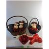 Image 1 : Jelly Molds, Wicker Baskets and Christmas Decor - PICK UP