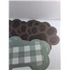 Image 3 : Dog Paw and Bone Themed Mats 19" x 11"