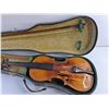 Image 3 : Vintage Violin with 30" Case - Pickup Preferred