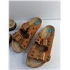 Image 3 : (2) Pairs of Sandals - Size 8