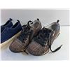 Image 3 : (2)  Pairs of Sneakers - Size 6