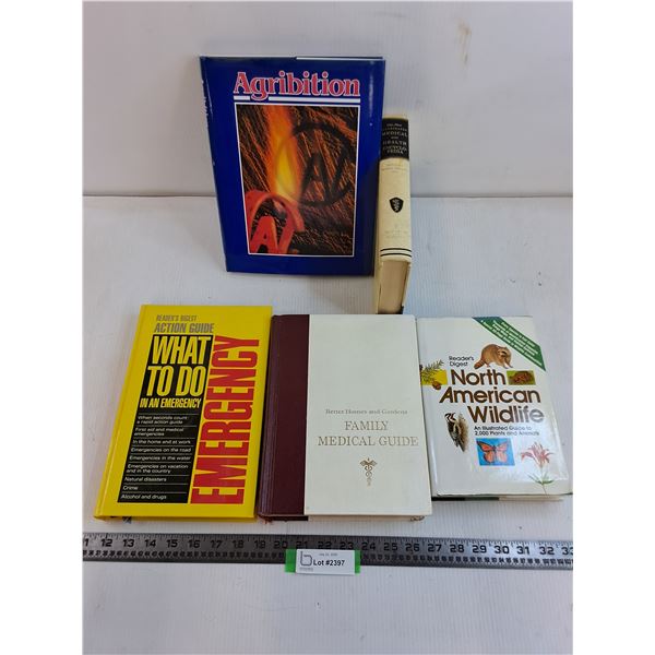 (5) Hard Cover Books (What to do in Emergency, Family Medical Guide, Health Encyclopedia)