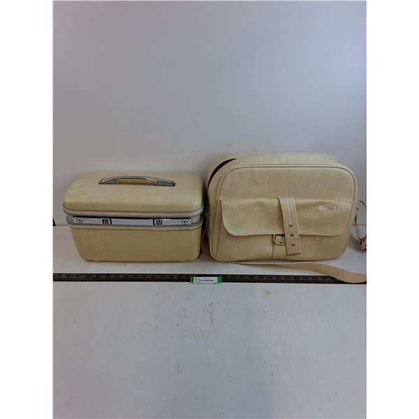 (2) Vintage Samsonite Luggage