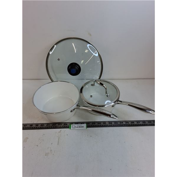 (2) Lagostina Cook Pots with Lids - One Lid Doesn't Match