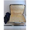 Image 1 : Vintage Samsonite "Sherbrooke" Suitcase with Storage Bag - 23x16x7.5"