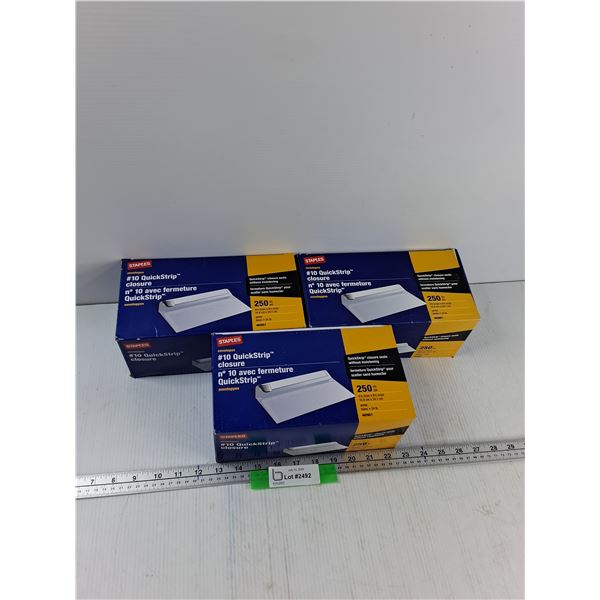 (3) 4 1/8'' x 9 1/2'' Quickstrip Closure Envelopes