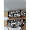 Image 2 : (4) Yale "Bridgeport Design" Locking Interior Door Knob Sets