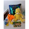 Image 3 : Kids' Lot- Sequined Pillow, (4) Stuffies, Mini Backpack, Misc.