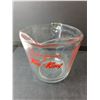 Image 3 : (2) Glass Measuring Cups- Pyrex & Fire King