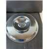 Image 3 : Rotating Stainless Steel Cake Stand 6" Tall x 13.25" Wide