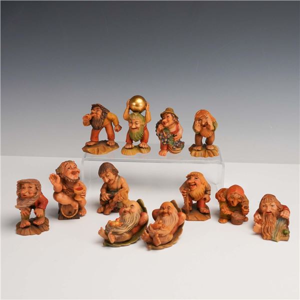 12pc Anri Hand-Carved Wooden Figurines, Comic Characters