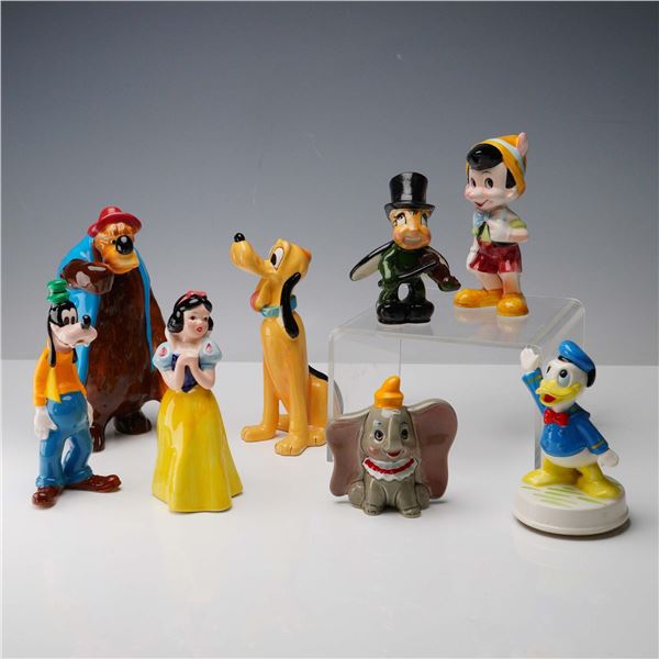 8pc Walt Disney Ceramic Figurines and Music Box