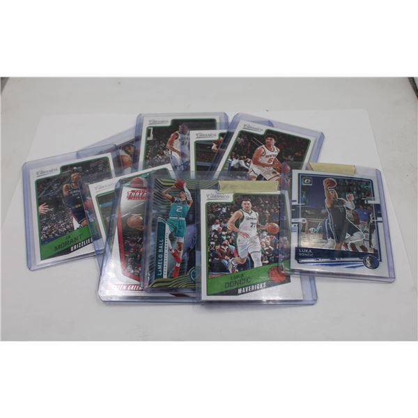 COLLECTION OF BASKETBALL SPORTS CARDS