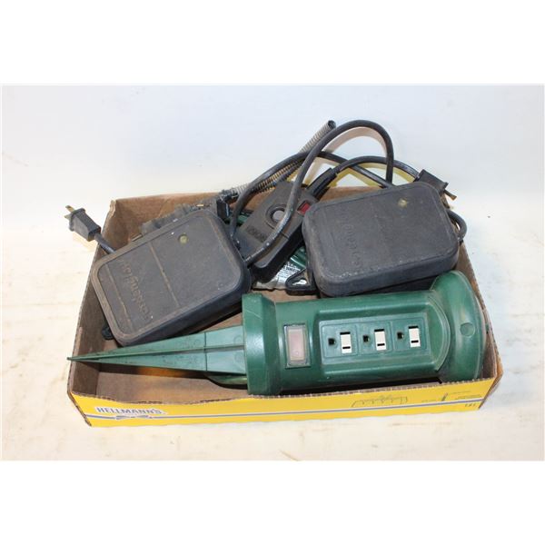 LOT OF YARD DUSK TO DAWN LIGHT TIMERS