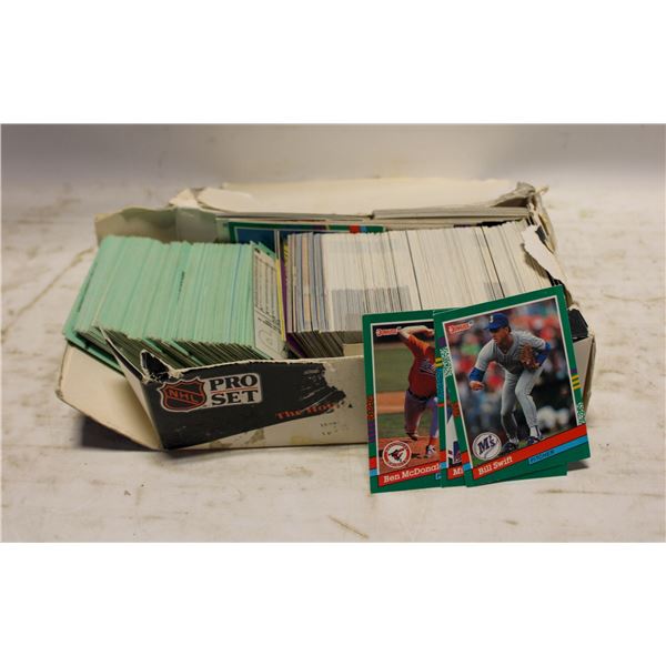 BOX OF UNCOUNTED UNSORTED NHL CARDS