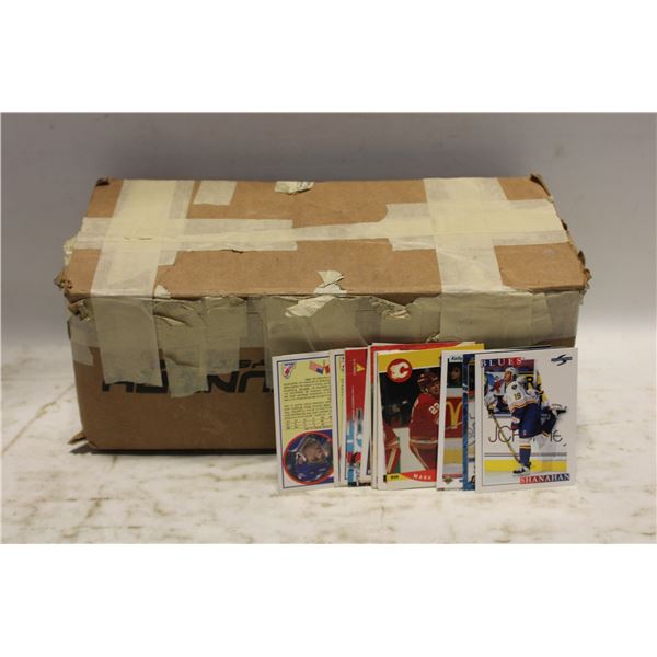 UNCOUNTED BOX OF NHL HOCKEY CARDS